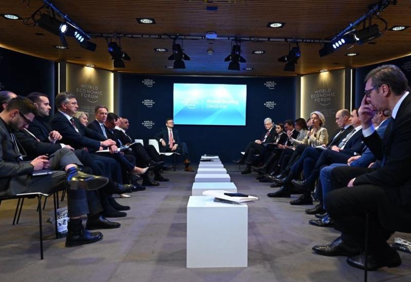 Krišto u Davosu: Očekujemo skoro otvaranje pregovora s EU   